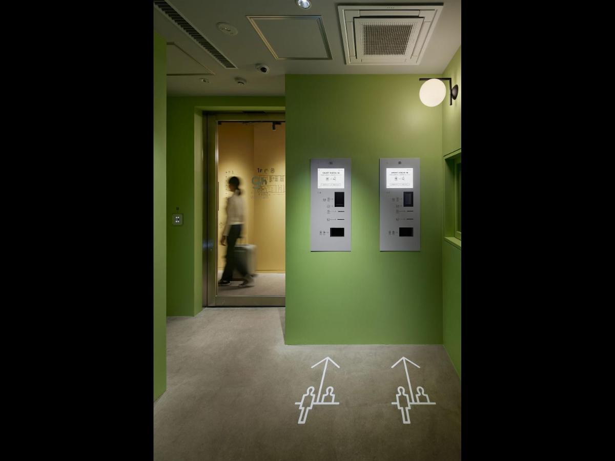 9H Nine Hours Woman Shinjuku Sleep Lab Токио Экстерьер фото